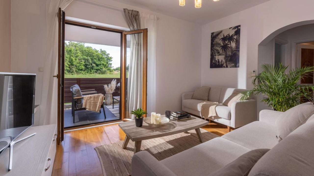 Val Piana Villa Savudrija Eksteriør billede
